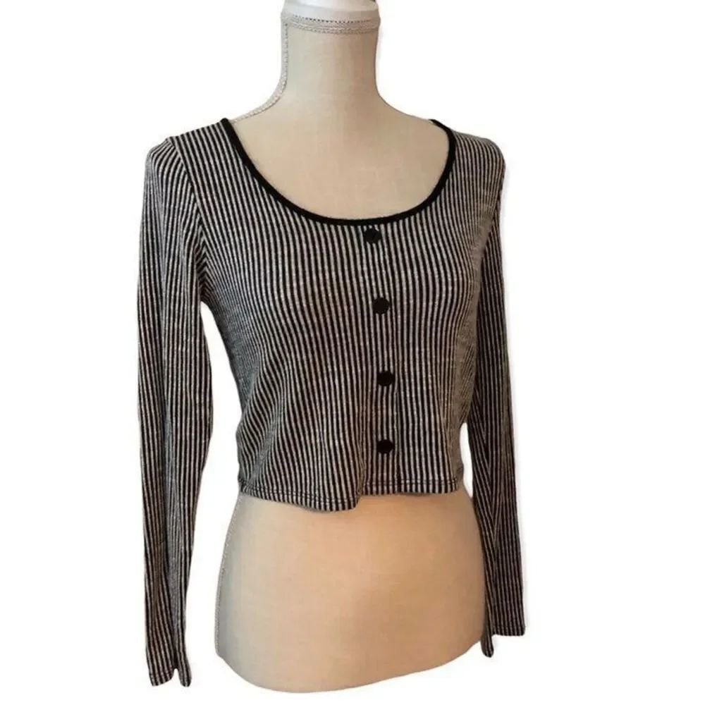 Black & White Striped Cropped Top | Size Medium